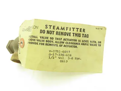 Johnson Controls V-3752-6007 1/2" Steam Union Angle Valve 3-6 PSI *READ*