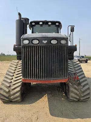 USED 2014 VERSATILE 450DT