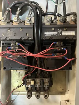 USED ALLEN-BRADLEY 2100