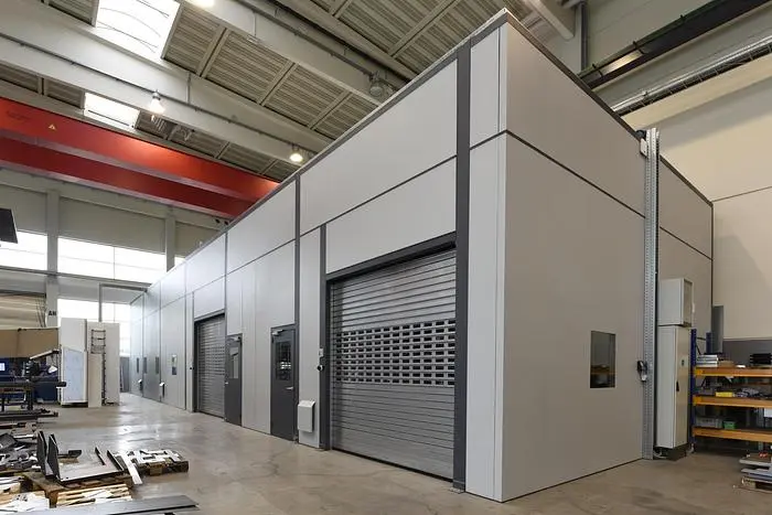 Used HÜWA NOISE PROTECTION CABIN WITH INDOOR CRANE Cranes (Misc) | UCY Industrial GmbH #386164