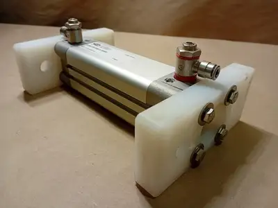 NEW AVS 61M-2R-040-A-0080