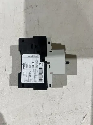 NEW SIEMENS 3RV1021-1BA10