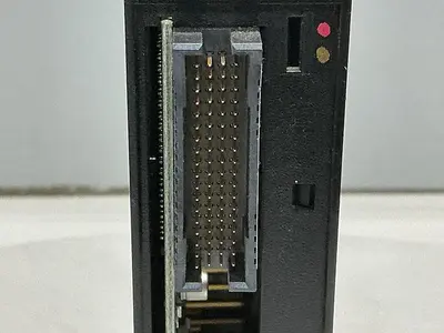 USED ALLEN BRADLEY 1756-IV32/A