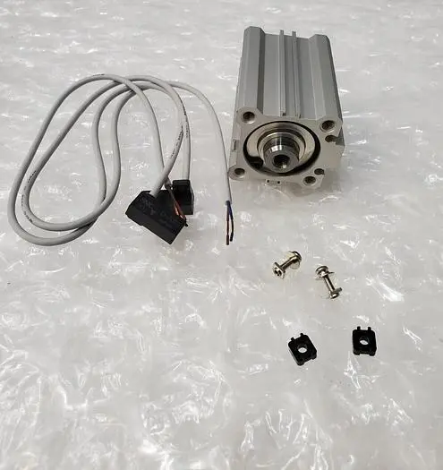 SMC CYLINDER CDQ2A32-35D-A80-XB9