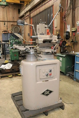 USED 1990 O.K. Tool R6, NEW 1990, WITH WORKHEAD,