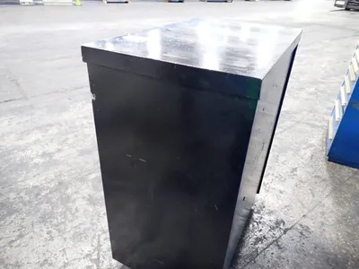 The Globe Wernickelo 3 Shelves  Cabinet