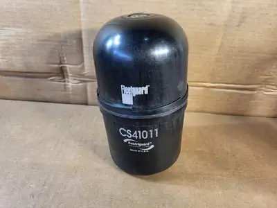 NEW FLEETGUARD CS41011