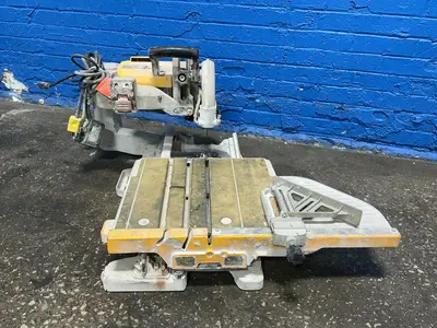 Used DEWALT D24000 Mosaic Saws Ohio US | HGR 24 #1463449