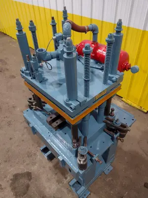 12 TON AIRAM PNEUMATIC CUTOFF PRESS: STOCK #11949