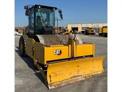 USED 2019 Caterpillar CS68B