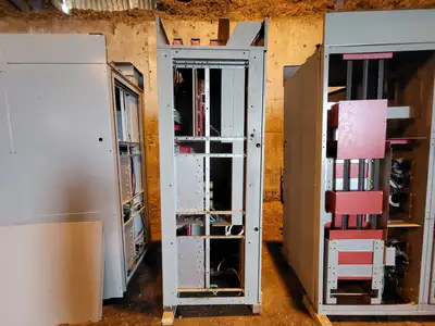 4160 Volts, Series 81000 One-Column Motor Control Center (MCC) Section