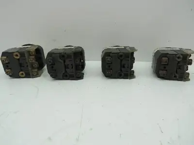Allen Bradley 800T-PT16 Illuminated Push Button Ser T 120V WHITE NO/NC  Lot of 4