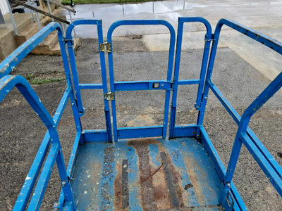 USED 2017 Genie GS-3246