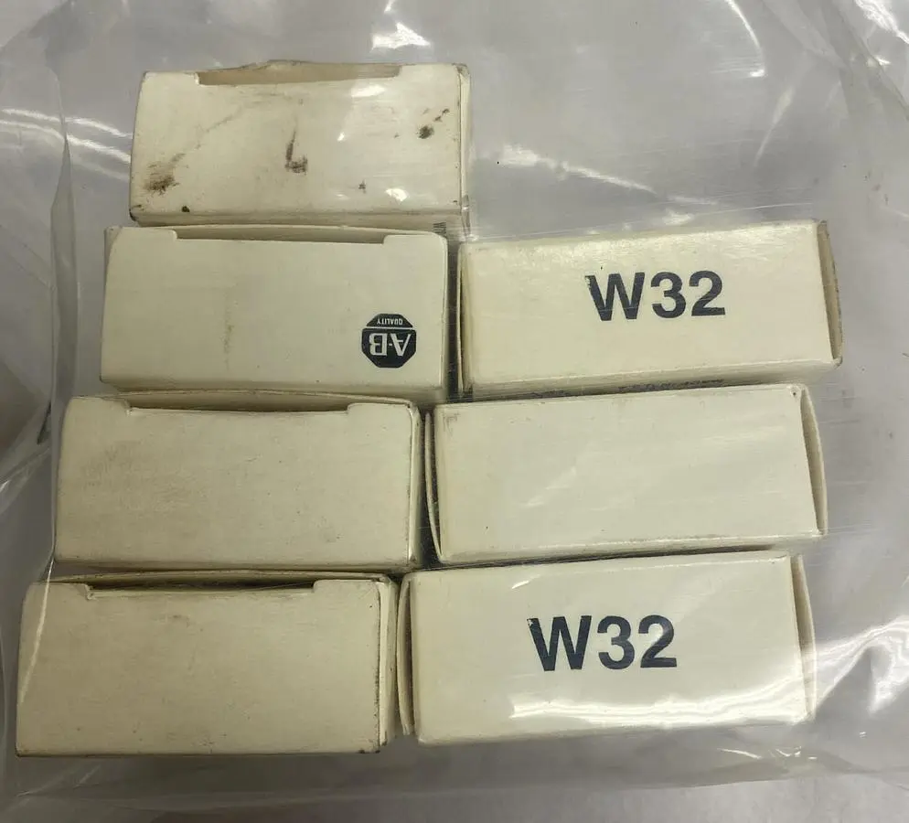 New | in-Stock ALLEN-BRADLEY W32 Miscellaneous Equipment (Electrical & Power) | Surplus Asset Holdings #1189344