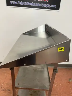 Used Marshall Used Marshall 175401 36" ThermoGlo Heated Stainless Steel Wall Mounted Shelf 120V - FG6 Heated Cabinets & Displays Illinois US | Falcon Restaurant Supply #1374714