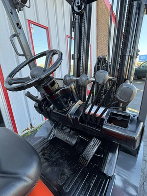 Used 2003 TOYOTA 42-6FGCU20 Misc Forklifts Wisconsin US | Forklifttrader.com #1553113