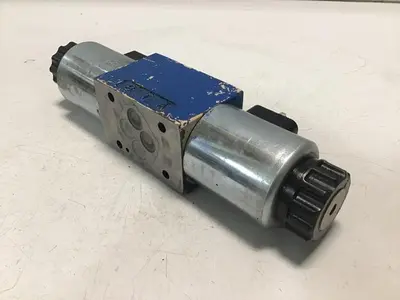 USED REXROTH 4WE6J60/EG24N9Z45