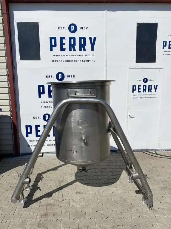 540 L Vertical Stainless Steel Storage Tank