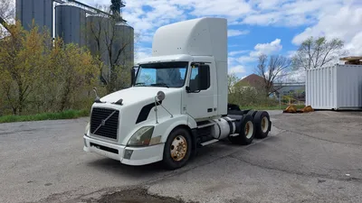 2008 VOLVO VNL DAY CABS | Platinum Group (4)