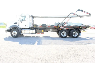 New | in-Stock 2025 MACK GRANITE 64BR Rolloff Trucks Texas US | Roll Off Truck World #1491919