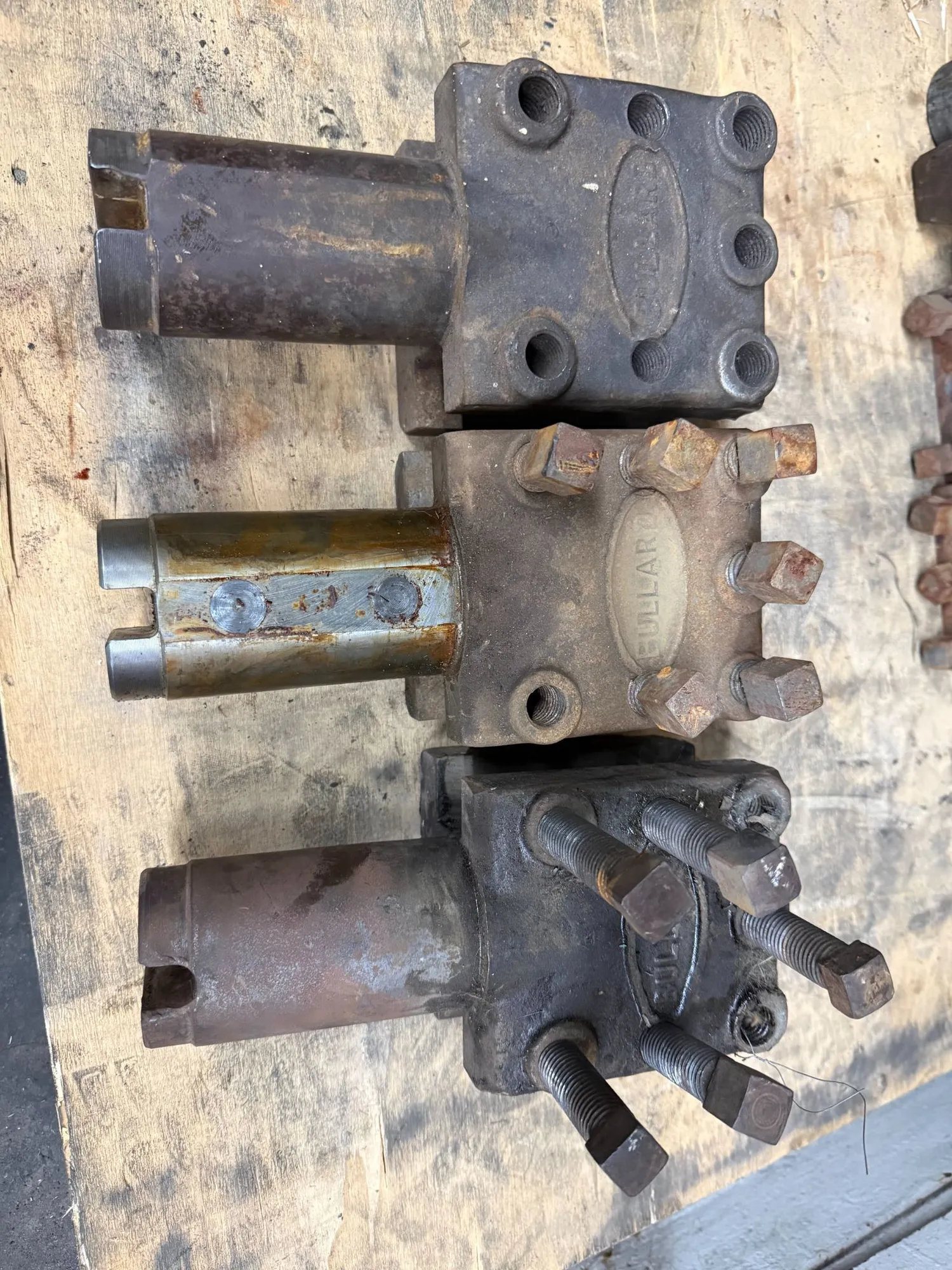 BULLARD TOOL HOLDER WITH 2.750" SHANK DIAMETER
