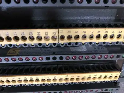 Modicon PC-A984-145 PLC CPU Module 8K Memory w/ MB Plus & 13 Various Modules