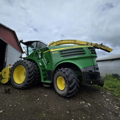 Used JOHN DEERE 8800 Agricultural Choppers New York US | Iron Listing #1363763