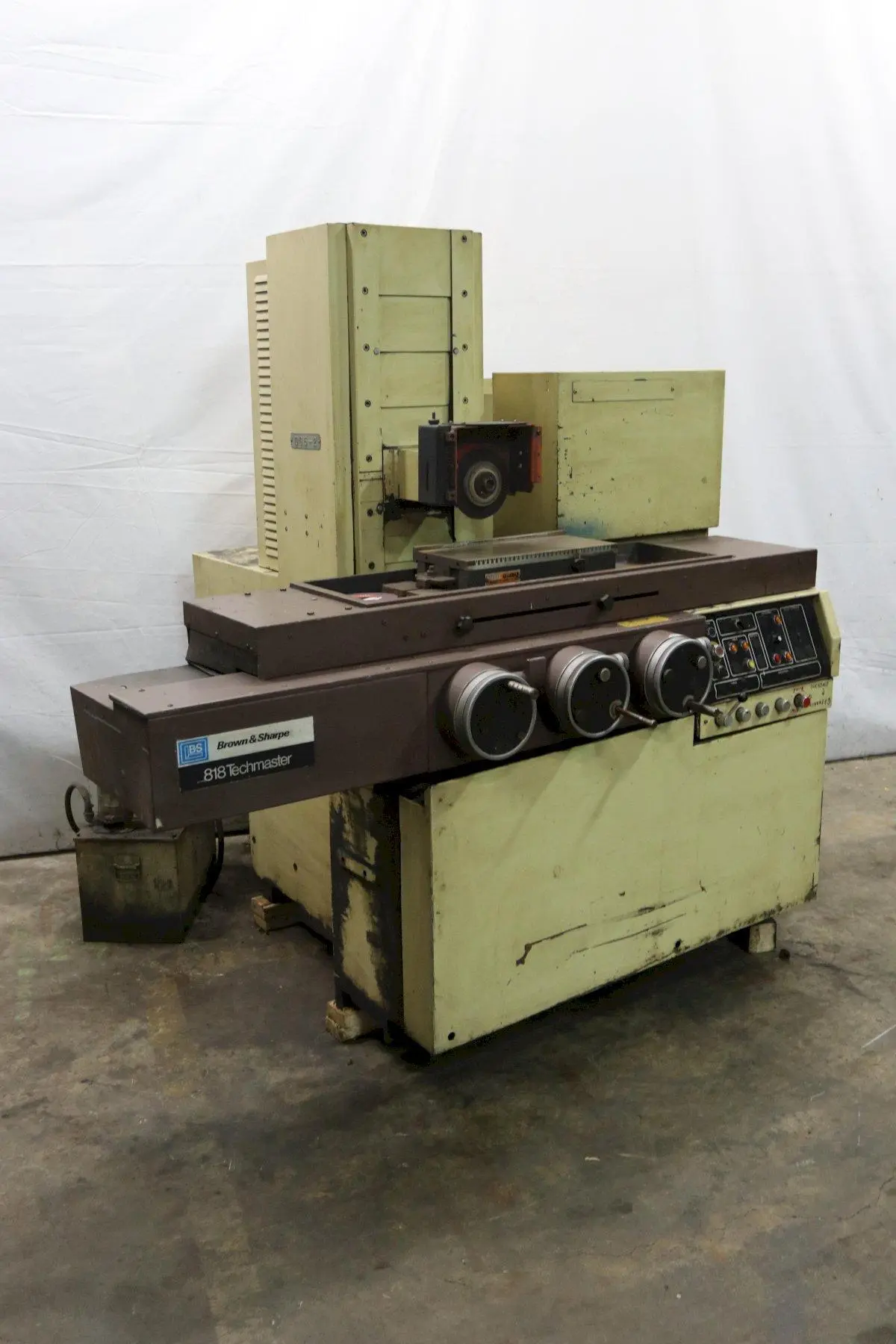 USED BROWN & SHARPE 818 TECHMASTER