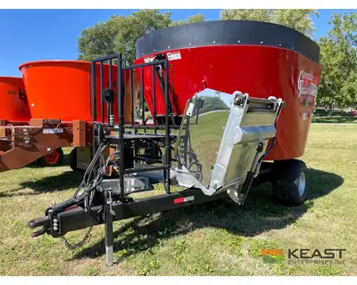 Used CLOVERDALE _UNKNOWN_ Feeder Wagons Iowa US | Keast Enterprises #1360120