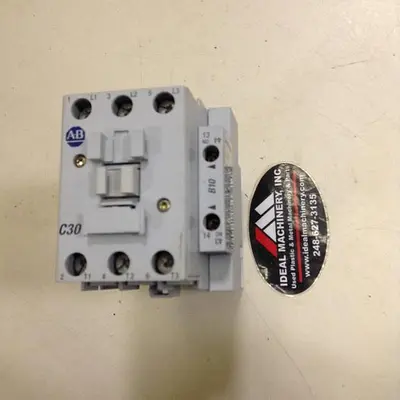 USED ALLEN BRADLEY 100-C30Z.00 SER B