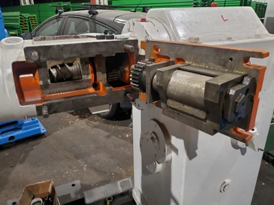 Troester 90mm Extruder