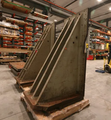 52″ x 42″ x 96″ Angle Plates