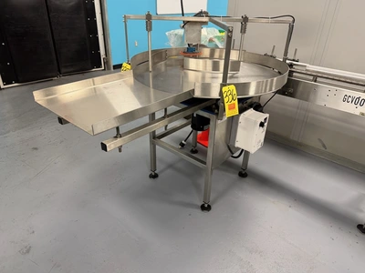 Used _UNKNOWN_ _UNKNOWN_ Accumulation Tables Rhode Island US | Federal Equipment Company #1344519
