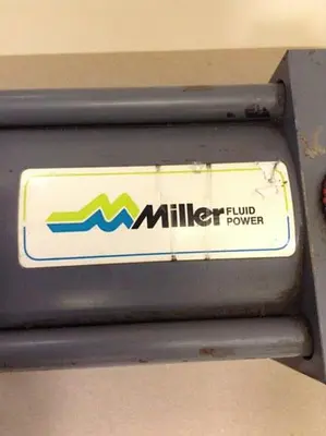 USED MILLER CYLINDER720