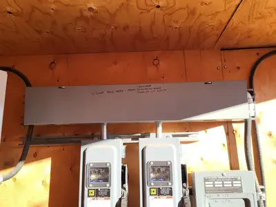 40 ft Insulated Shipping Container on Skid w/ Shelving & Electrical - EU4098815