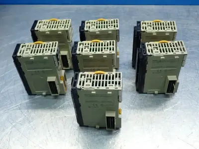 Used OMRON CJ1WII101 Interface Monitors | HGR 24 #752955
