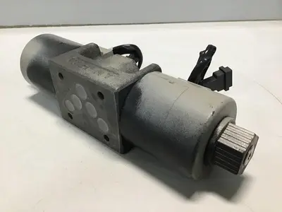 USED YUKEN DSG-03-3C40-D24-50210