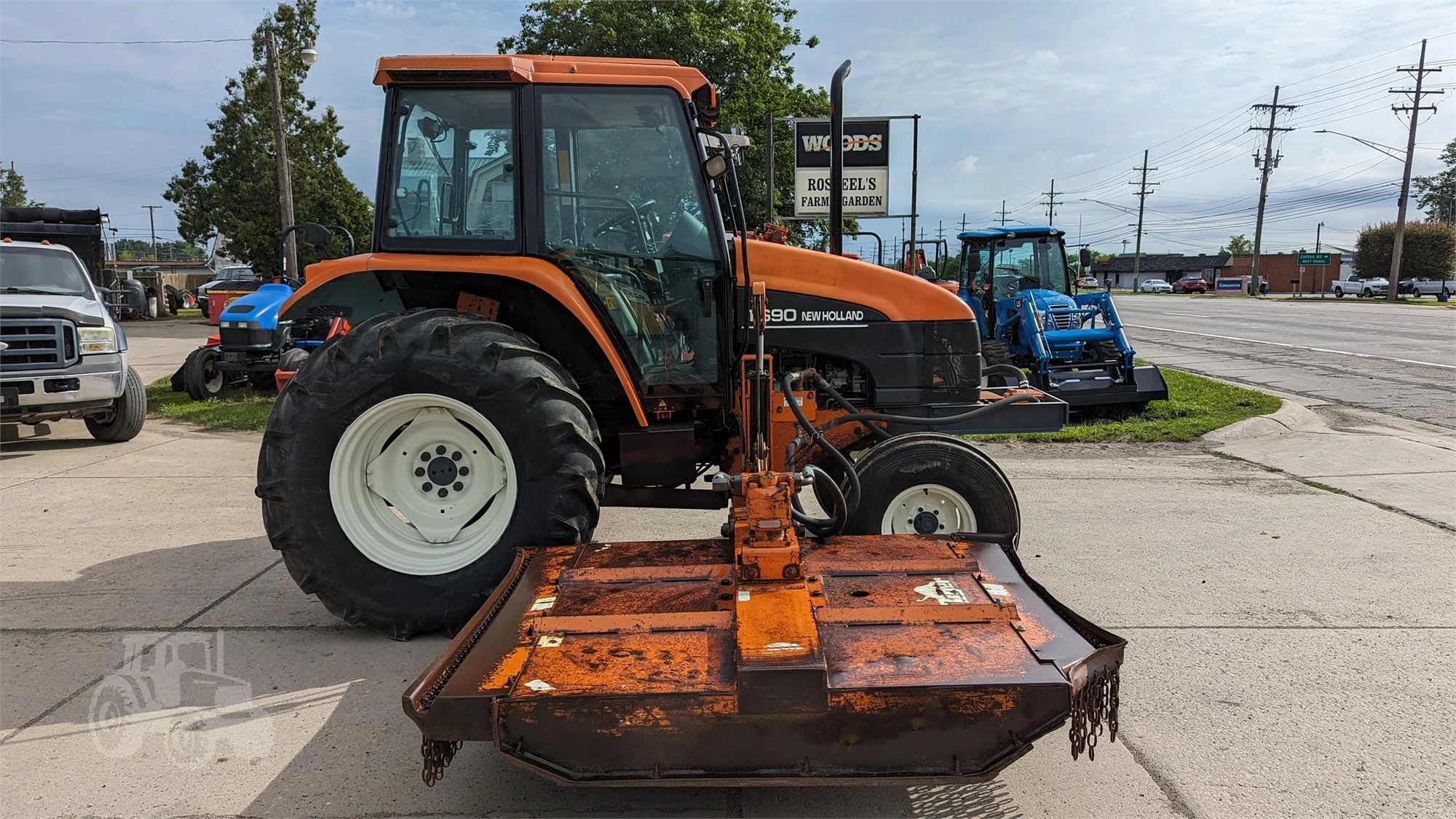 USED 1998 NEW HOLLAND TS90