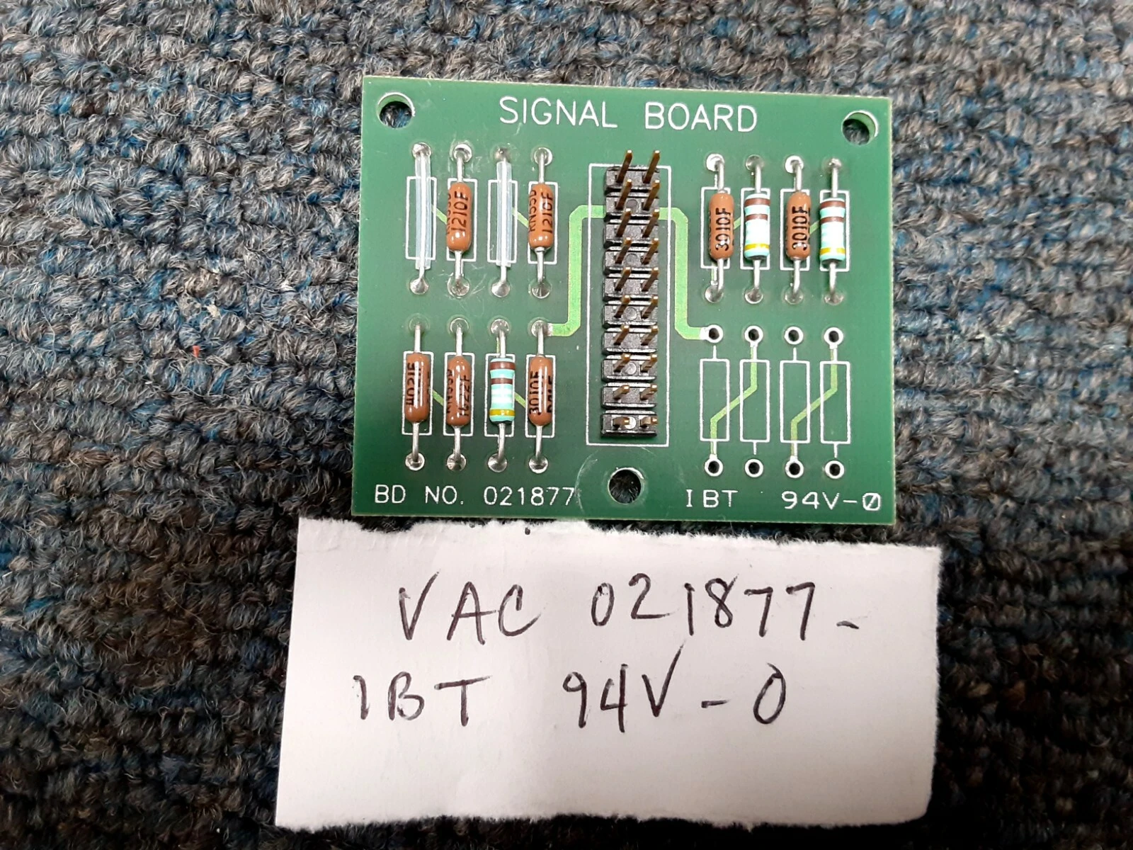 USED VAC 021877 VAC 2000 Lab Monitor  SIGNAL BOARD