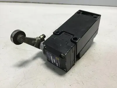 USED SQUARE D 9007-AEQ2699