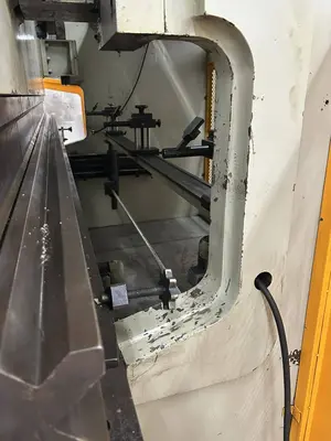 Used US INDUSTRIAL US33013ACR Press Brakes Georgia US | The Equipment Hub #1125154