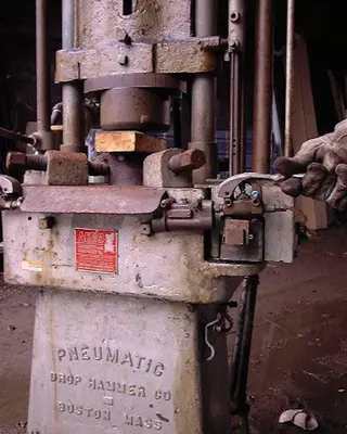 Used _UNKNOWN_ _UNKNOWN_ Forging Hammers Quebec CA | Machineco #1256377