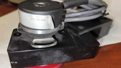USED ACCU CODER Encoder 15T-02F