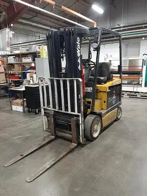 USED YALE ELECTRIC FORKLIFTS PACKAGE