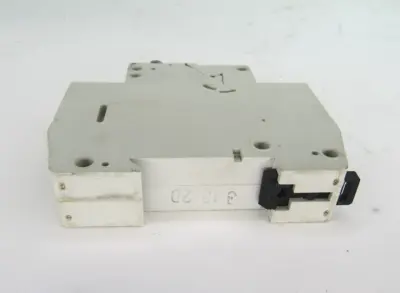 USED ALLEN BRADLEY 1492-SP1D020