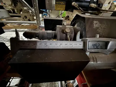USED CINCINNATI MILACRON VS33-28MM