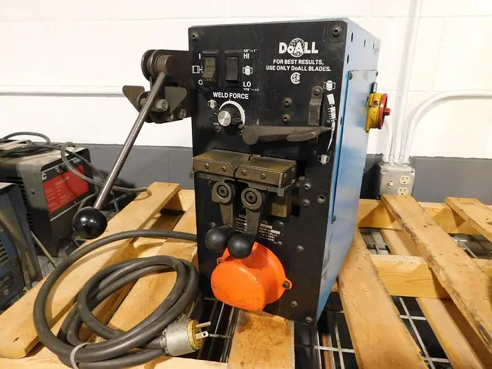 Used DOALL DBW15 Vertical Band Saws Minnesota US | Source Machinery Sales #508862