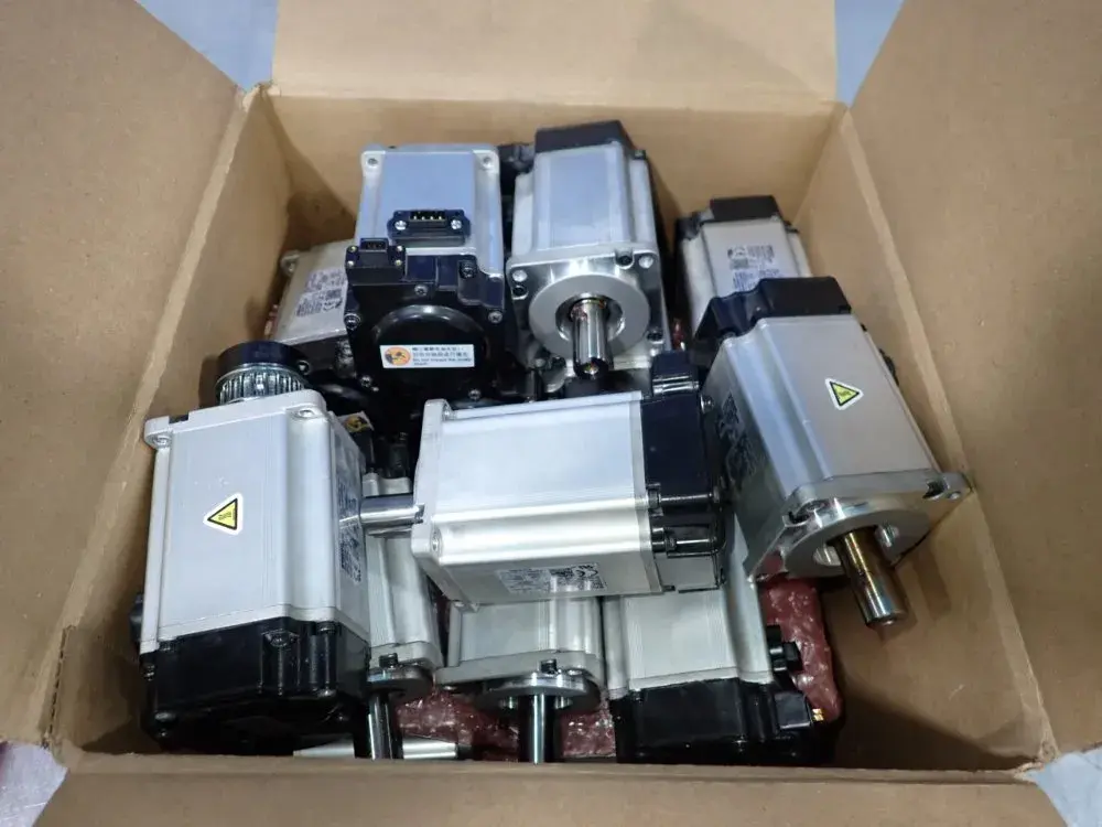 USED OMRON R88MK40030TS2