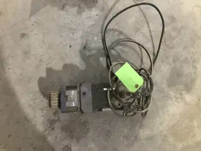 Allen-Bradley F-4030-Q-H00AA 1.4kW Servo Motor 4000RPM 3PH w/ PX115-010 10:1