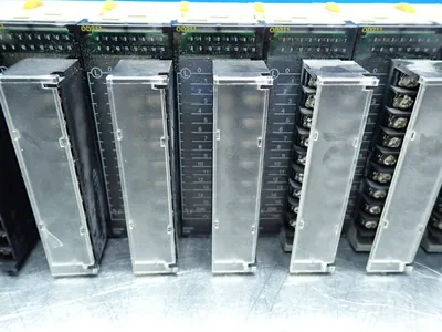 Used OMRON CJ1WOD212 Input / Output Modules | HGR 24 #733535